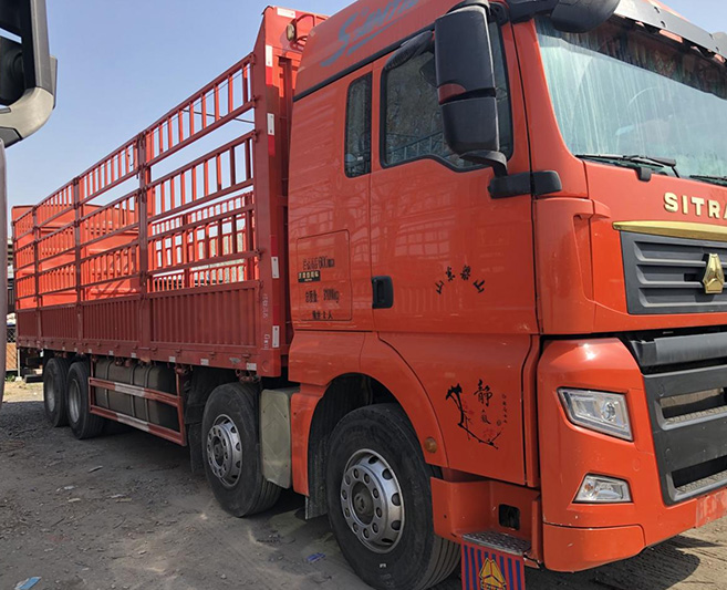 Second-hand high siding truck