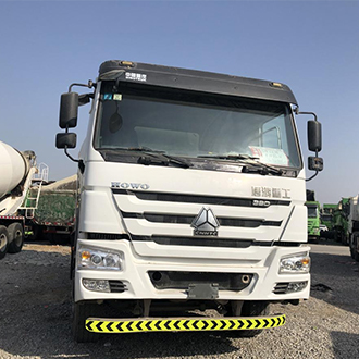 Used cement mixer truck