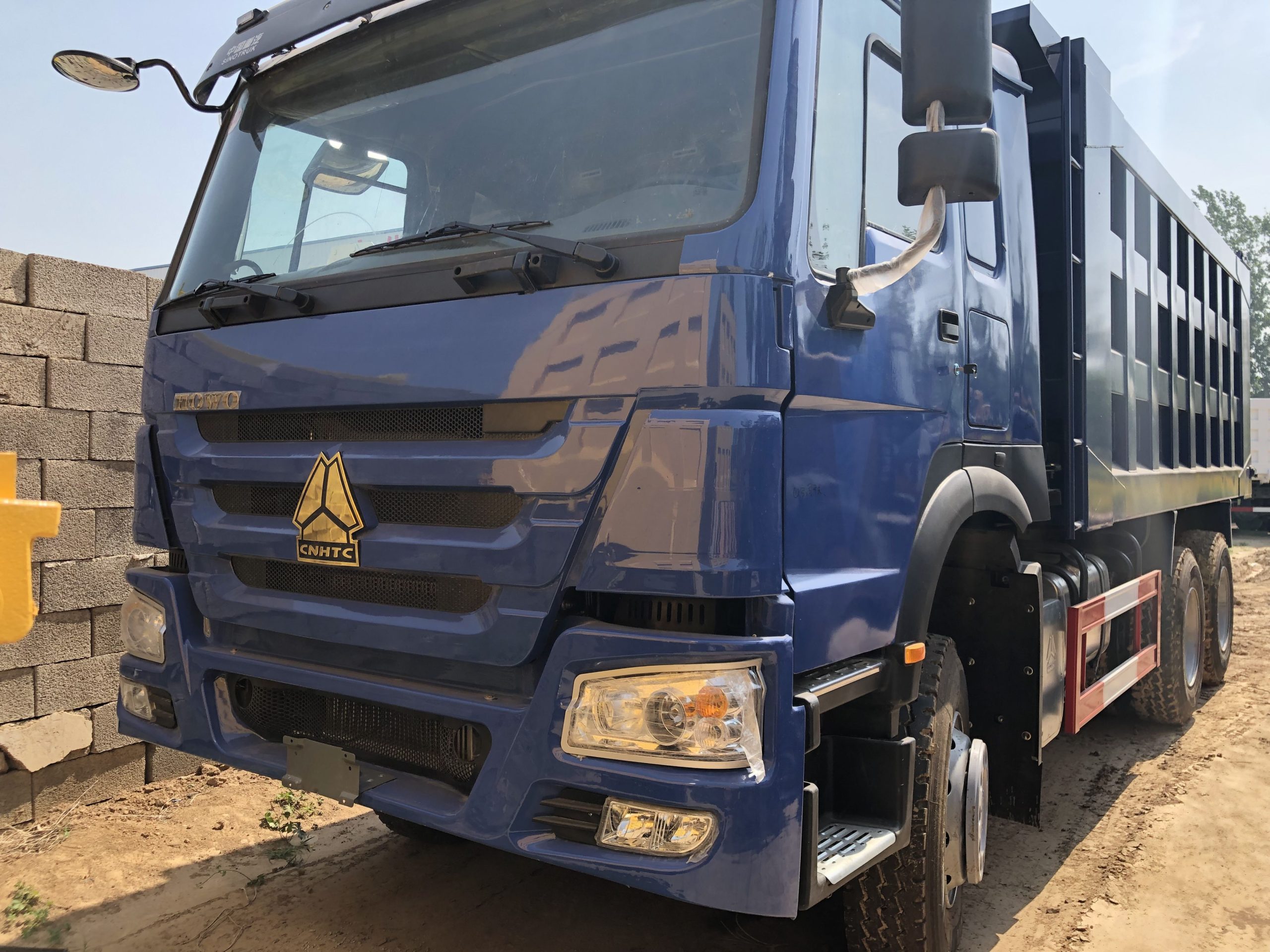 Used dump trucks