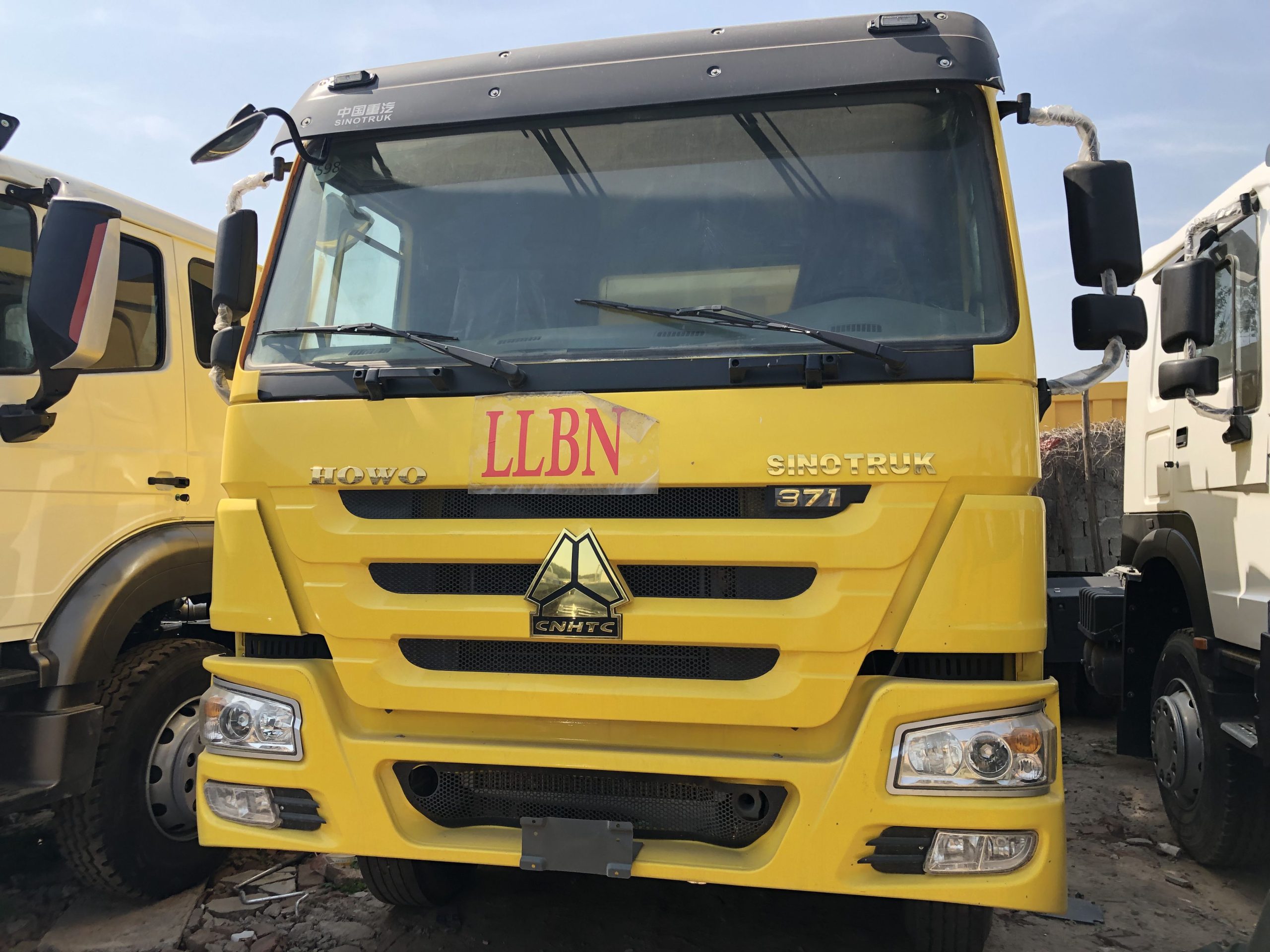 Used sprinkler truck