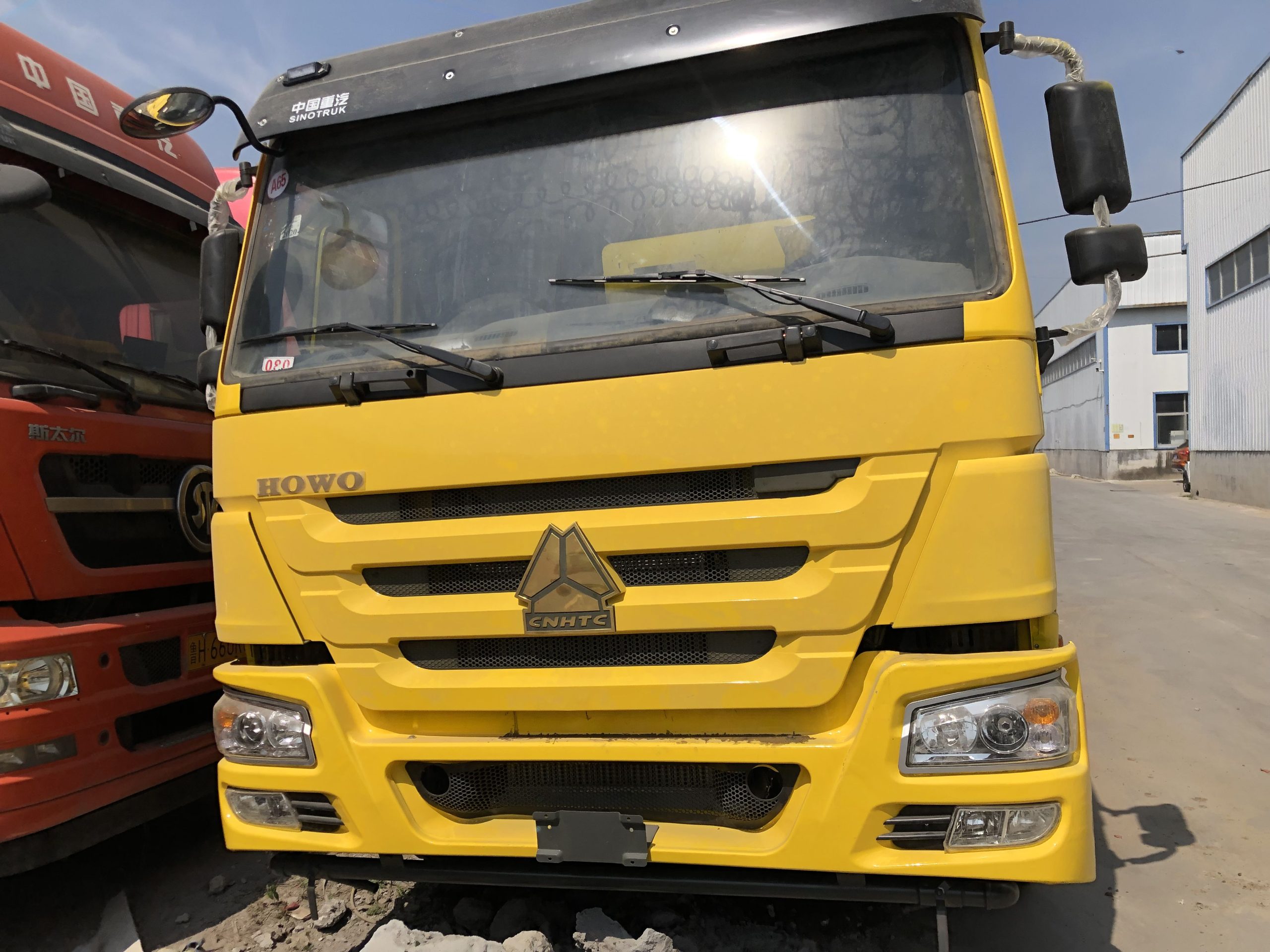 Used sprinkler truck