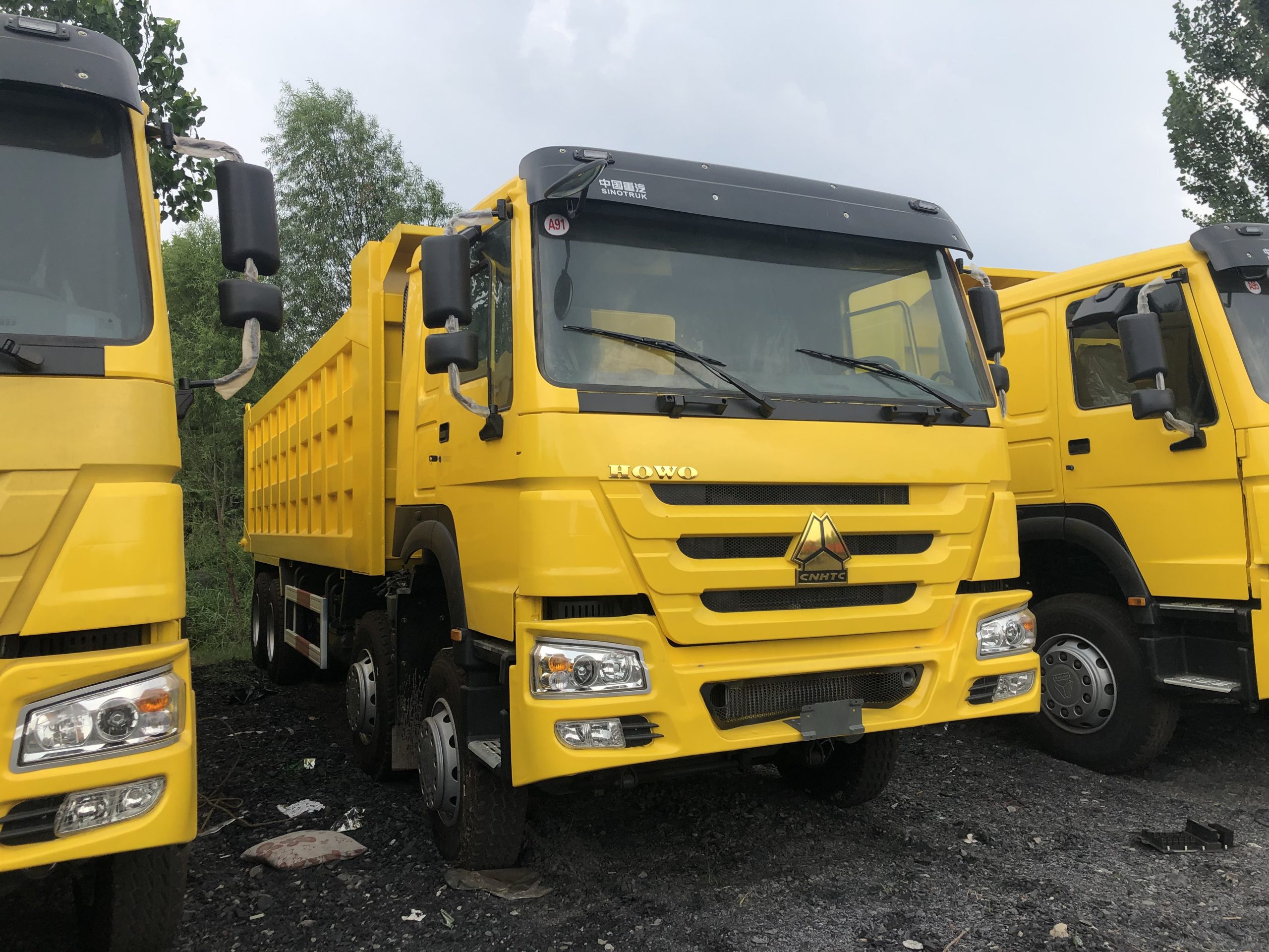 HOWO 8*4 375 dump truck