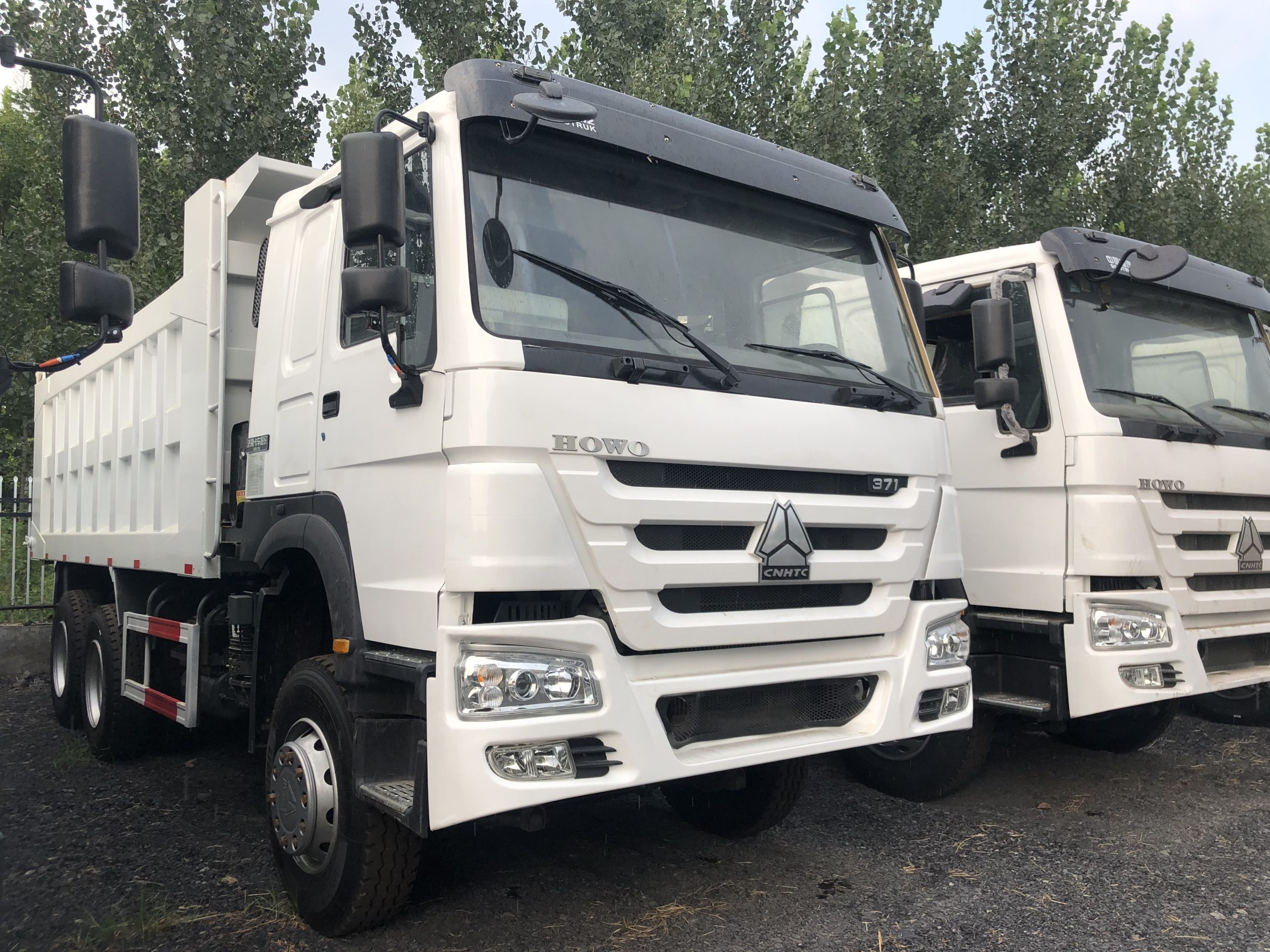 Used dump truck