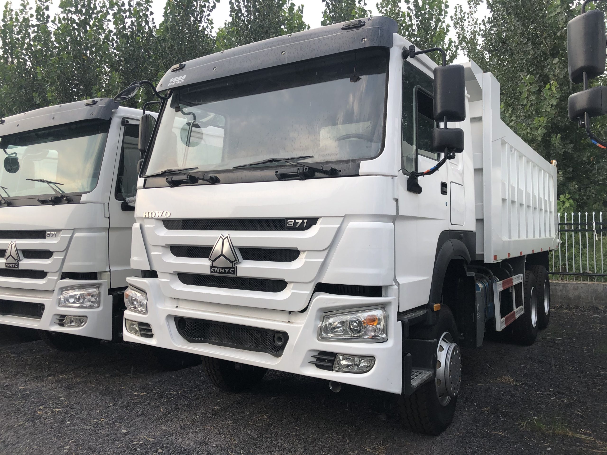 Used dump truck