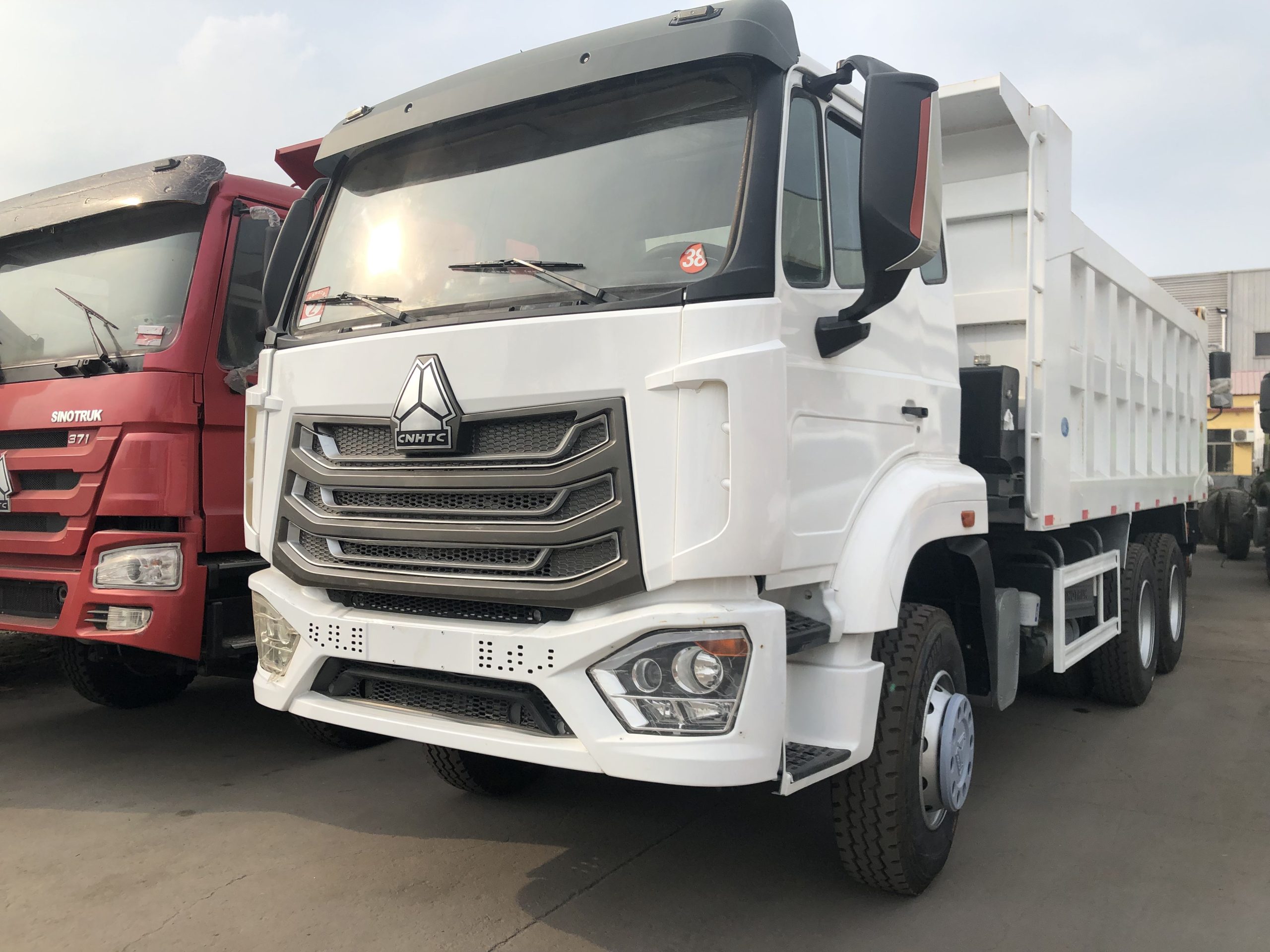 Used dump truck