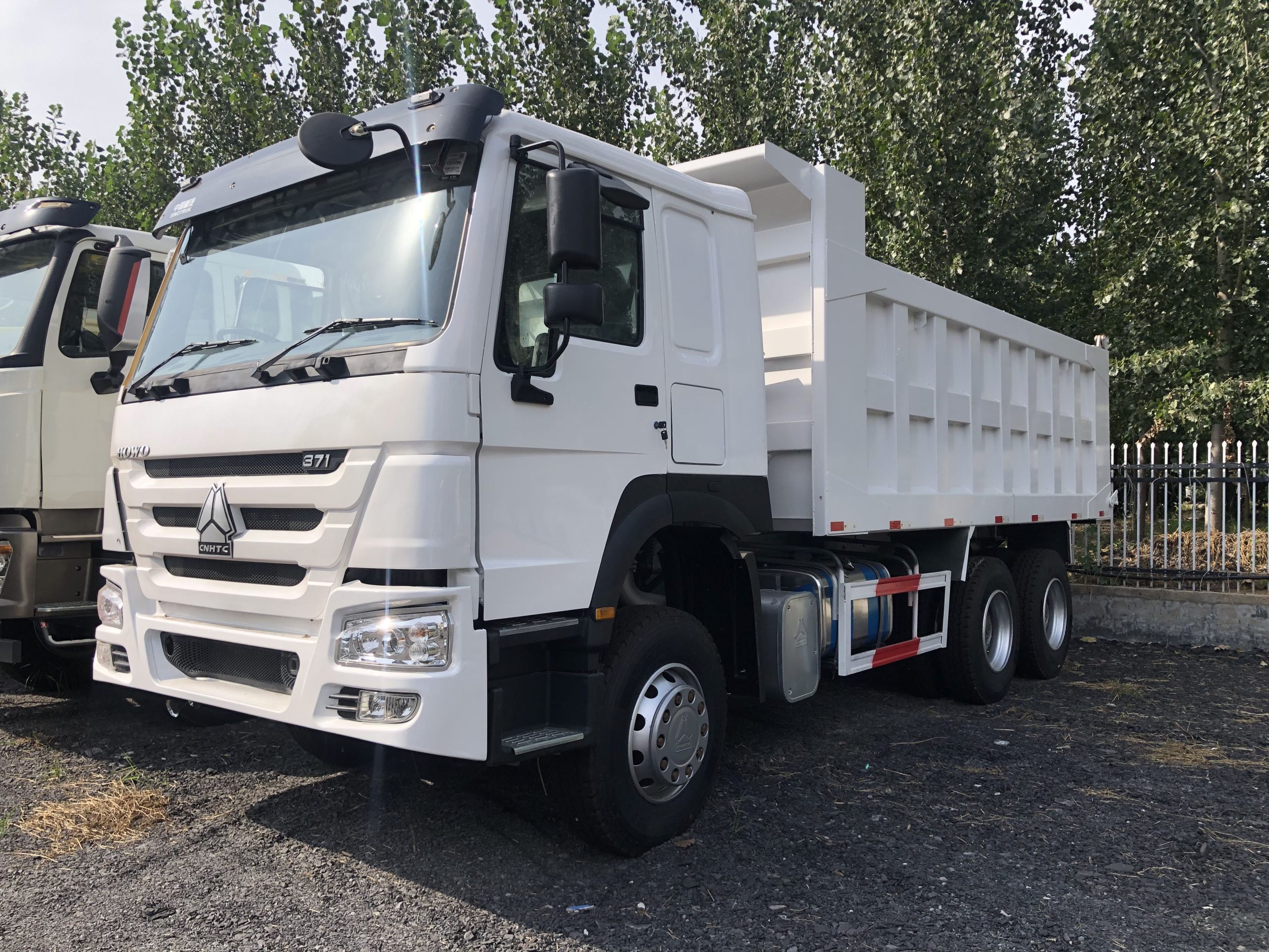 Used dump truck