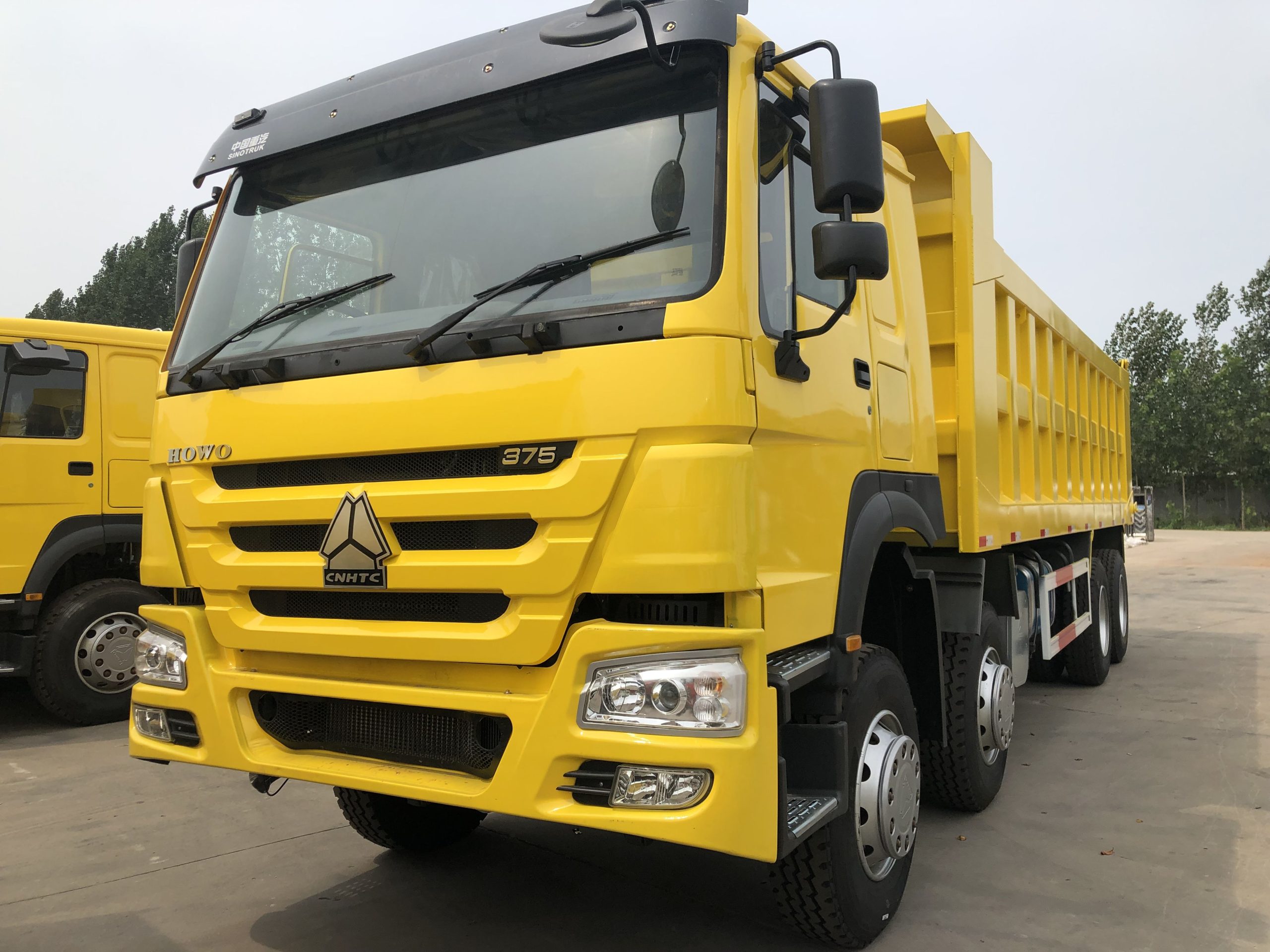 Used dump truck