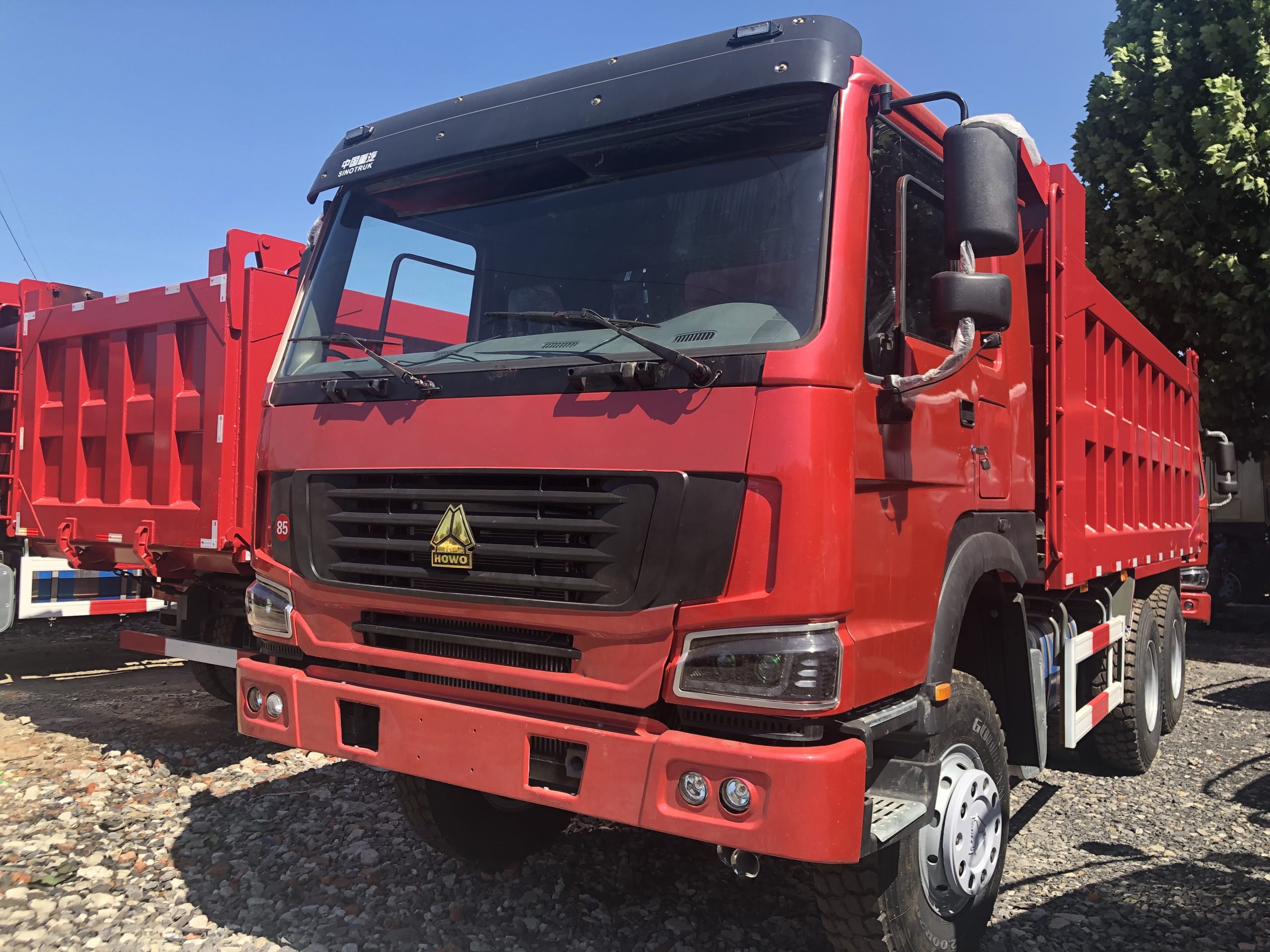 Used dump truck