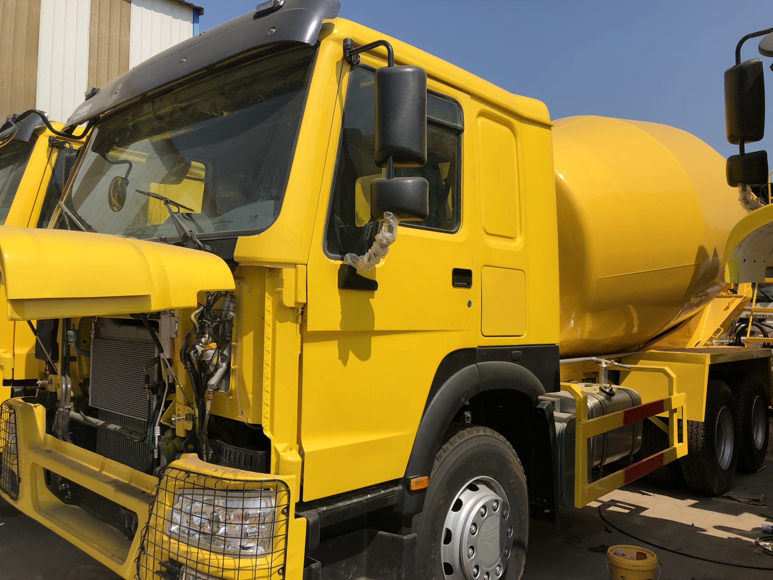 Used concrete mixer truck