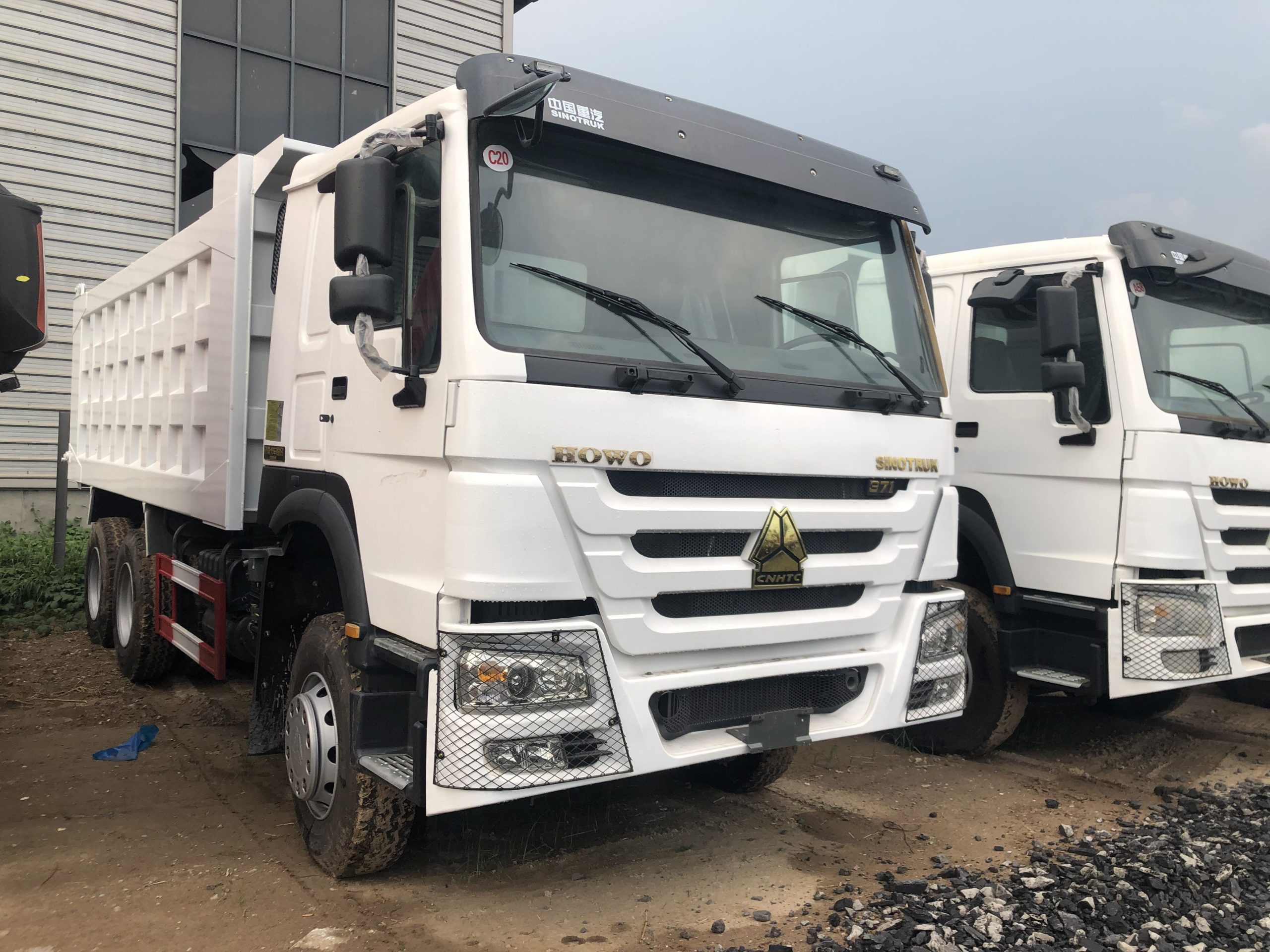 Used dump trucks