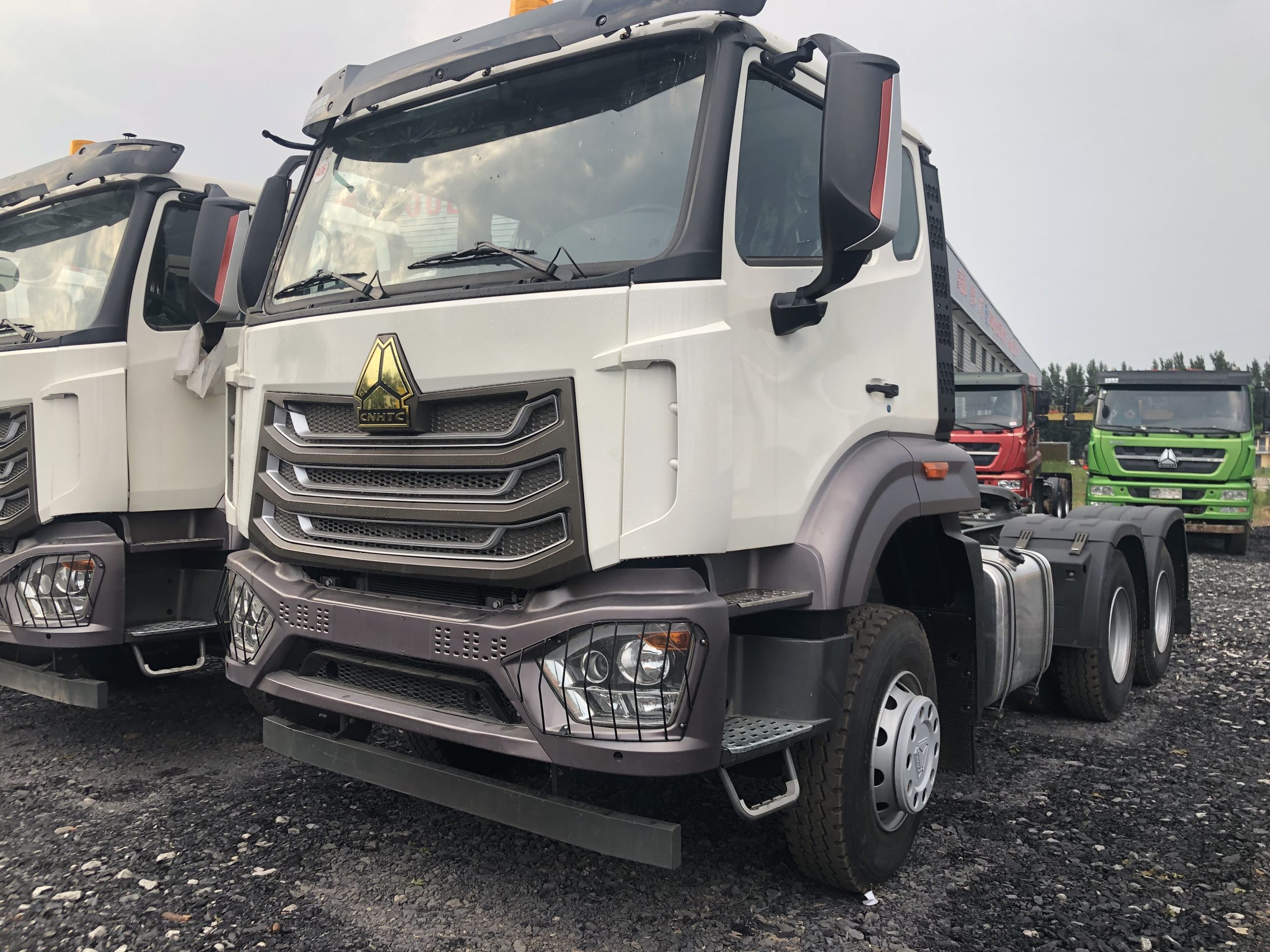Used tractor head