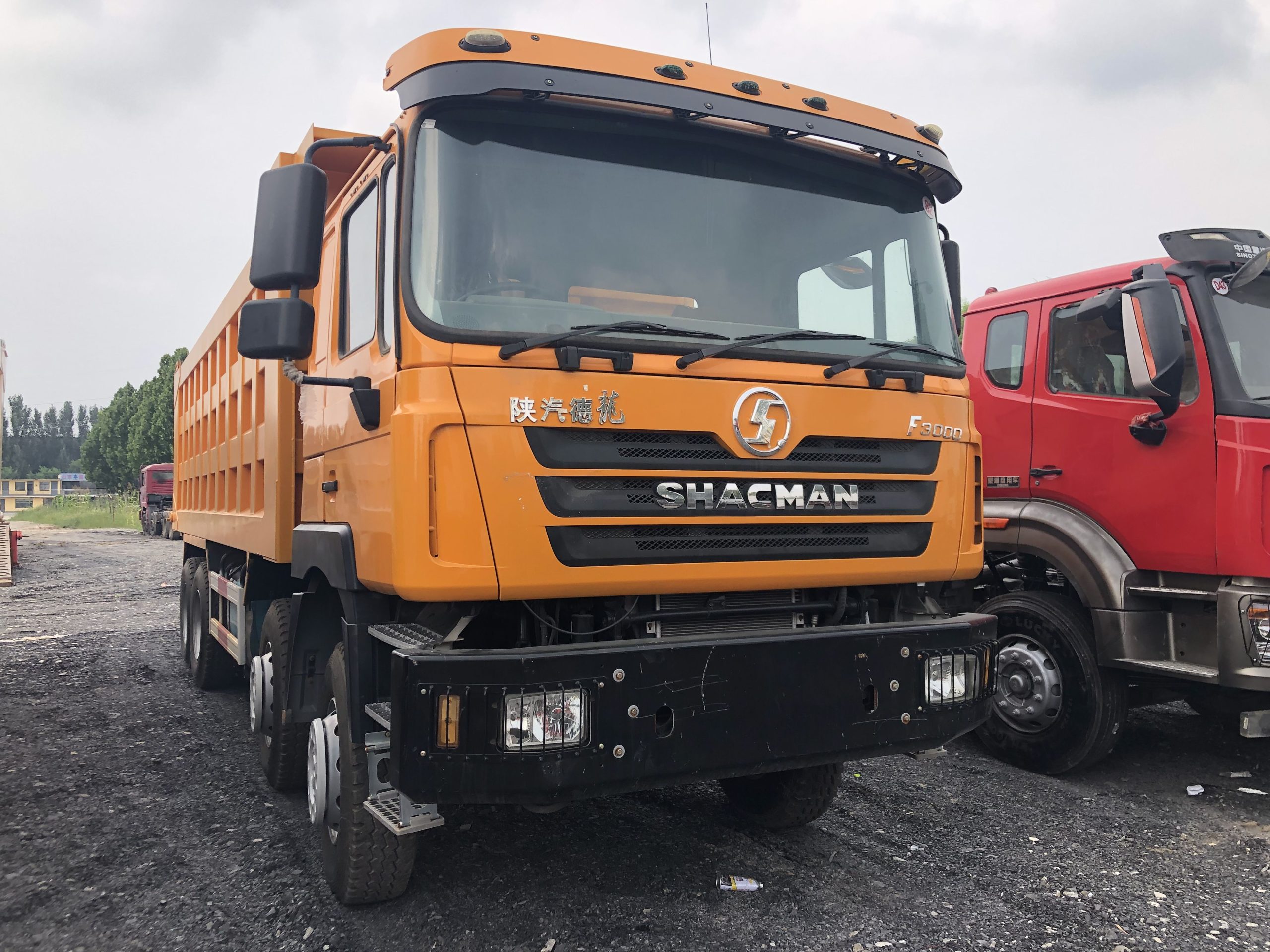 Used dump trucks