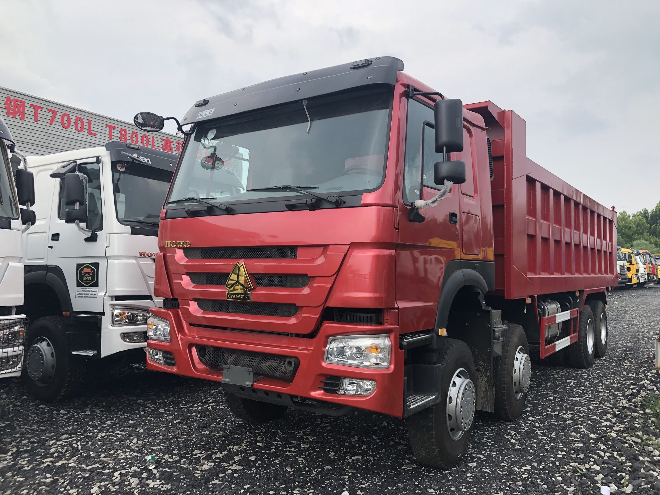 Used dump trucks