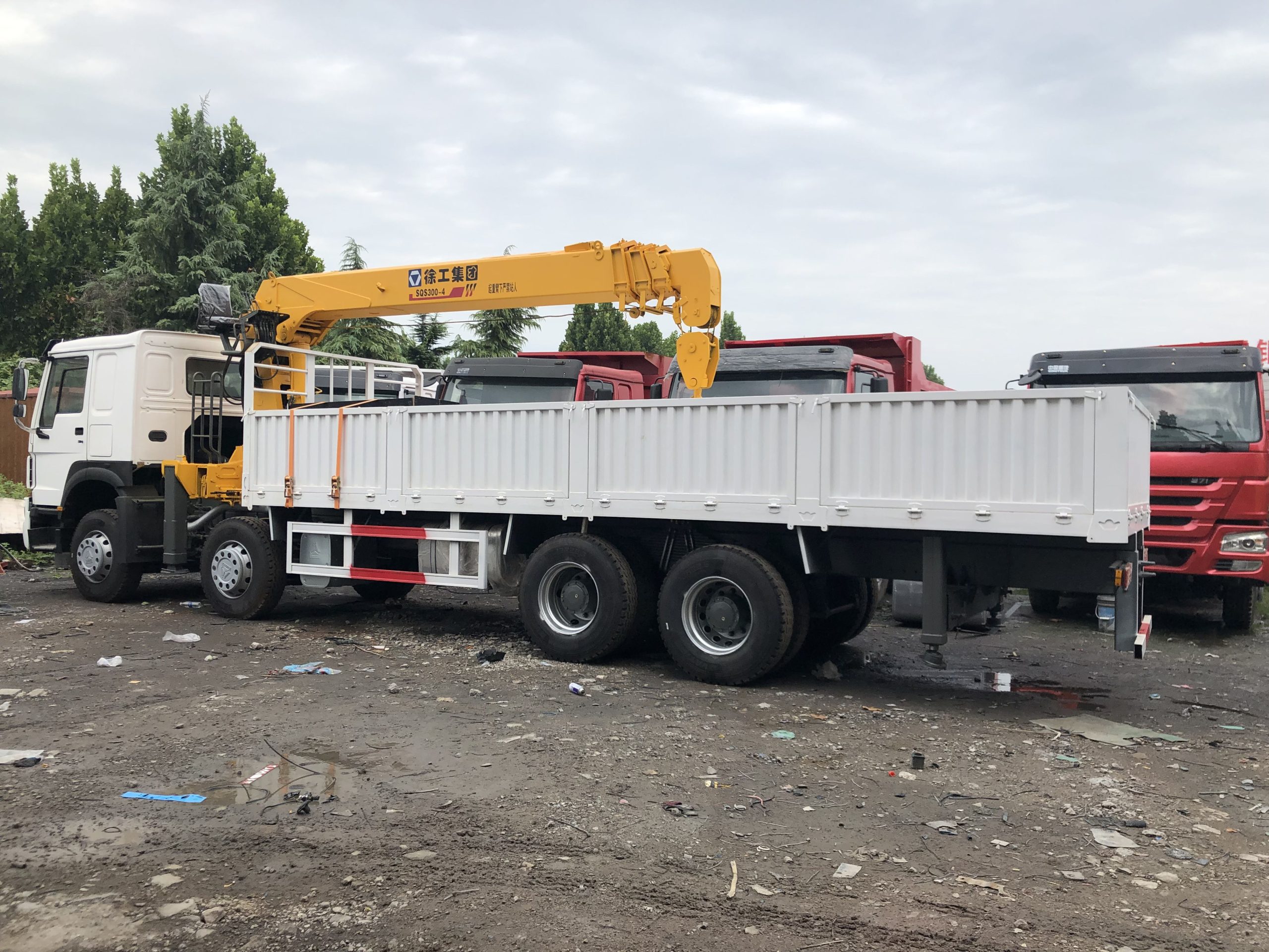 Refurbished truck crane