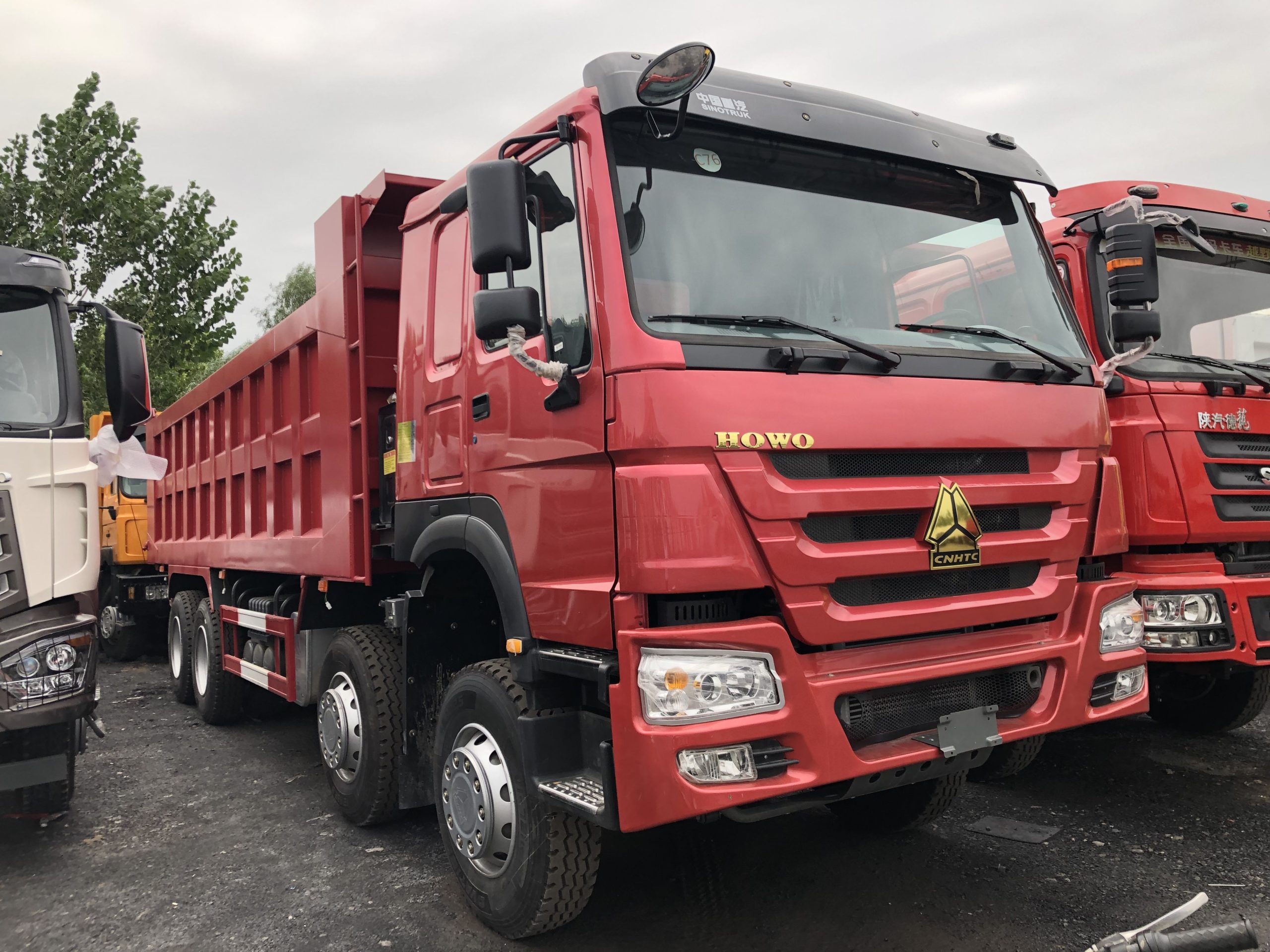 HOWO 8*4 dump truck