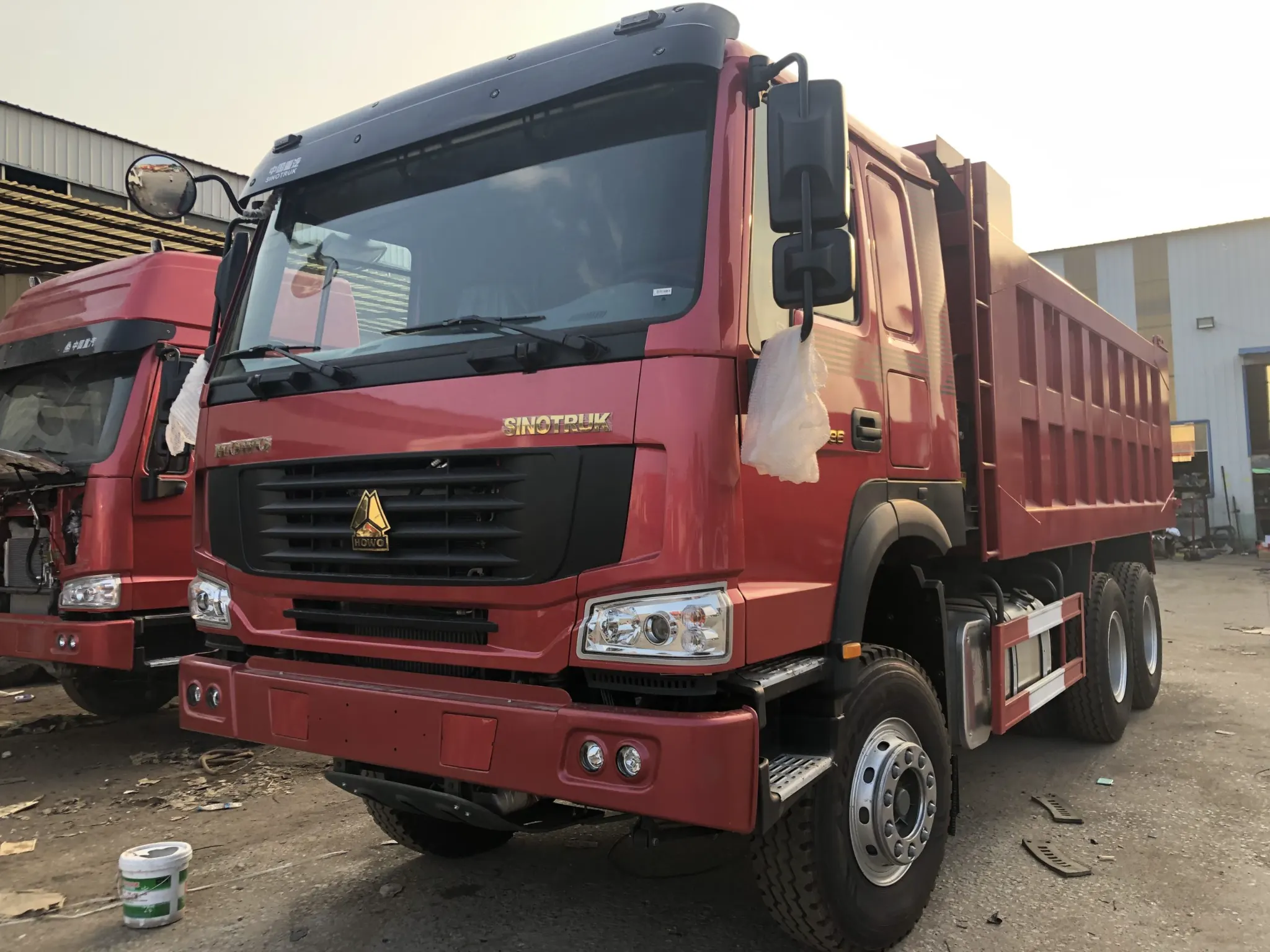 How to Avoid Scams When Choosing a Commercial Truck Exporter