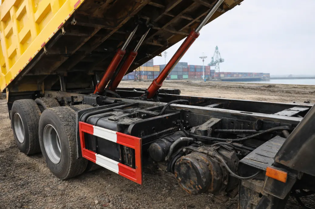 used dump trucks for export2